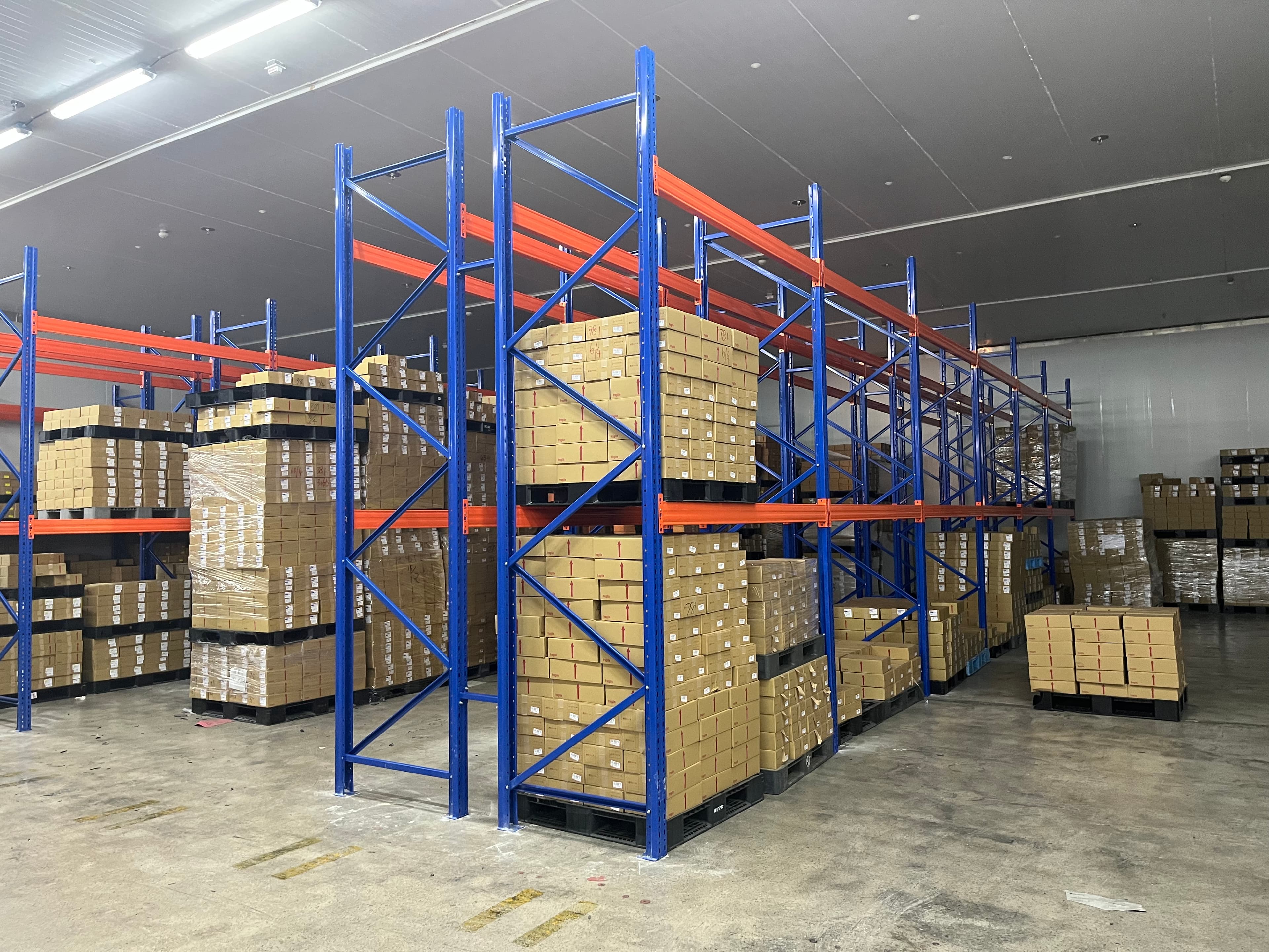 images of Racks Heavy, Selective Pallet Rack