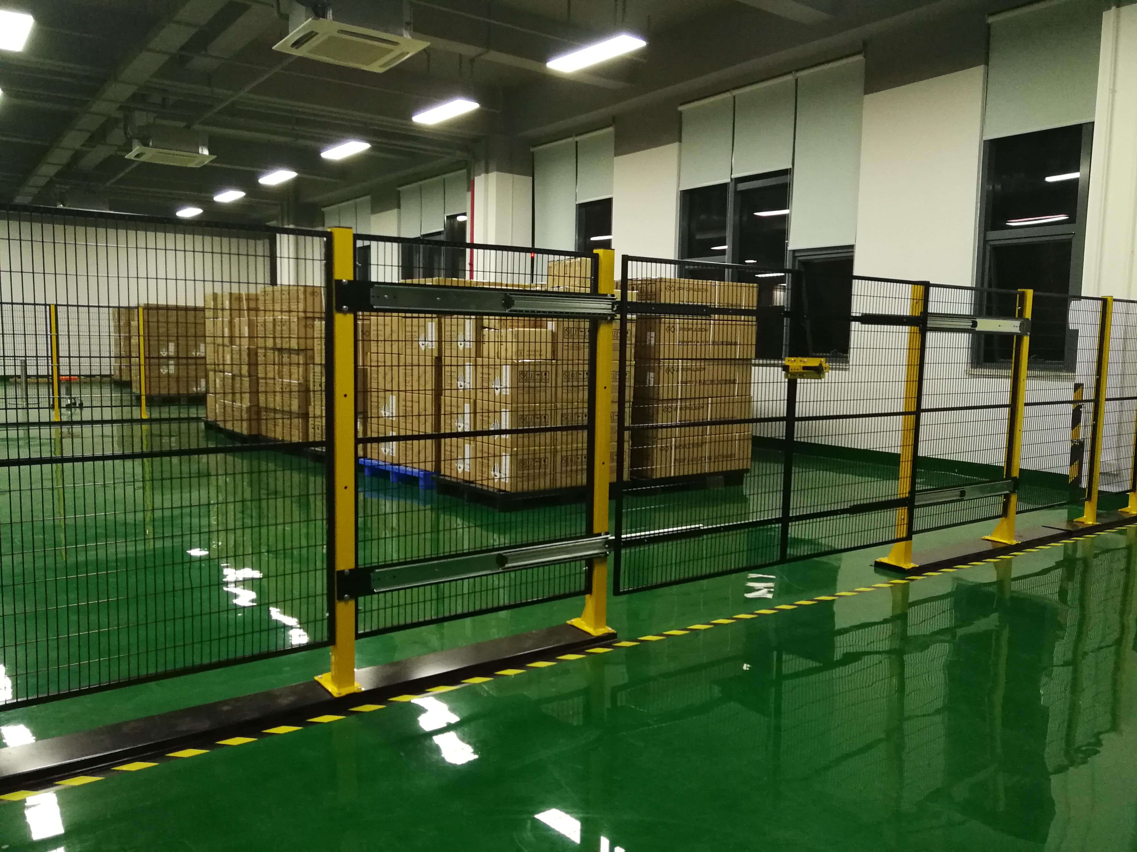 images of Fence customization and installation