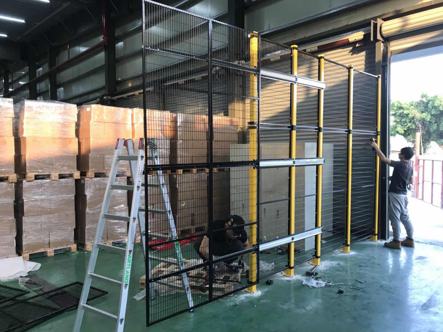 images of Fence customization and installation